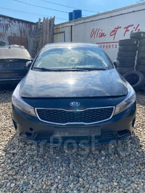 Kia Cerato. YD, G4FG ����