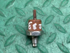 ������ �������� ����� ��� Mitsubishi Space Star 1999 MD138993 DG1A 4G13 MD138993 ����
