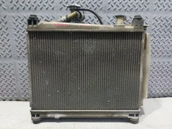 �������� ���������� ��� Toyota BB 1640021070 1640021070 ����