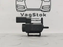 ������ ���������������� Audi A7 4G 2011 037906283C Sportback CGWB 037906283C ����