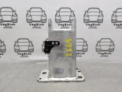 ��������� ��������� ������� Audi A4 B8 2015 8K0807133D ����� CDNB, �������� ����� 8K0807133D ����