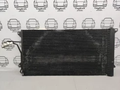 �������� ������������ Audi Q7 4L 2012 4L0260401A ����������� 5 �� CJTC 4L0260401A ����