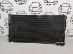 �������� ������������ Audi RSQ3 2015 8U0260401C ����������� 5 �� CZGA 8U0260401C ����
