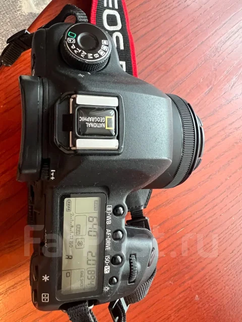 Canon EOS 5D Mark II ����