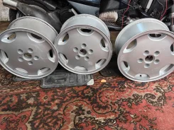 Audi. 7.0x15", 5x112, ET45, �� 57,1���. ����
