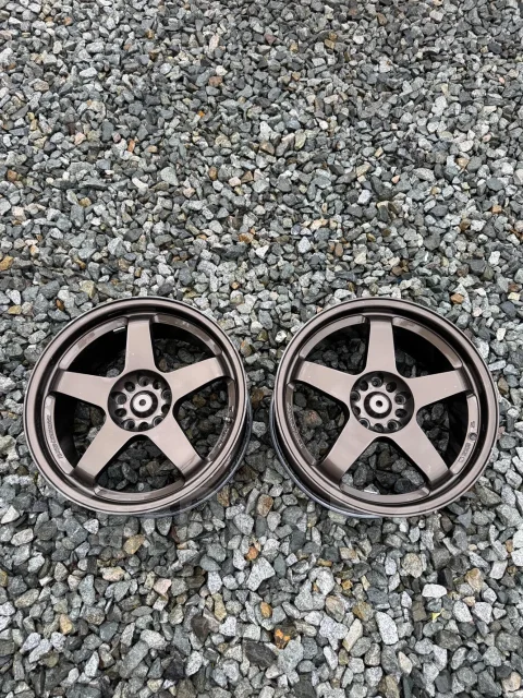 Nismo LMGT4. 8.5x18", 5x114.3, �� 66,1���. ����