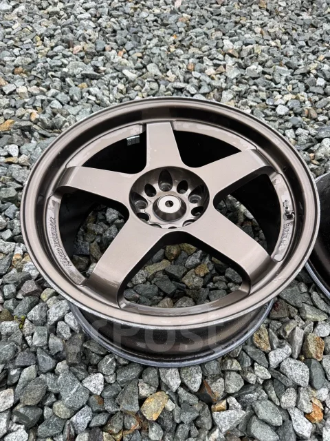 Nismo LMGT4. 8.5x18", 5x114.3, �� 66,1���. ����