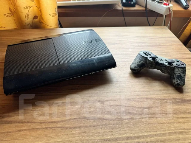 Sony PlayStation 3 Super Slim ����
