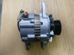 ��������� Isuzu 8980921160; 4HK1 ZX200 ZX240 24V 50A 8980921160 ����