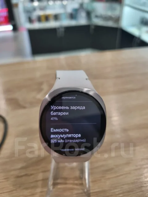 Samsung Galaxy Watch6 Classic. GPS, NFC, IP68 ����