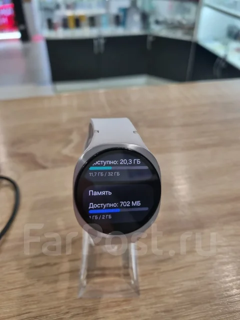 Samsung Galaxy Watch6 Classic. GPS, NFC, IP68 ����