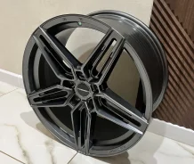 Vossen HF-1. 8.5x18", 5x114.3, ET-38, �� 73,1���. ����