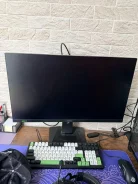MSI. 27", ���������� OLED ����