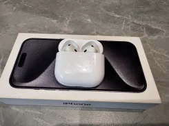 Apple AirPods 4 ����