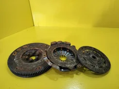 �������� ��������� Nissan Sunny 1993 3010052A02 N14 GA14DS 3010052A02 ����