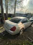 Nissan Teana ����