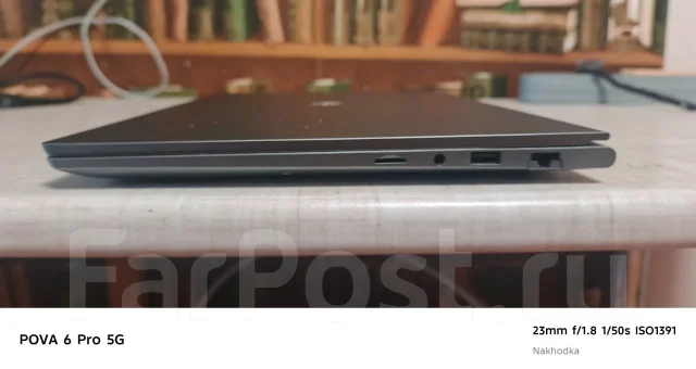 DEXP. 15.6", 2,9����, ��� 8 ��, ���� 255���, WiFi: 1, Bluetooth: 1, ����������� �� 8��. ����
