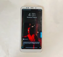 Xiaomi Redmi 5 Plus. �/�, 64 ��, �������, 3G, 4G LTE, Dual-SIM ����