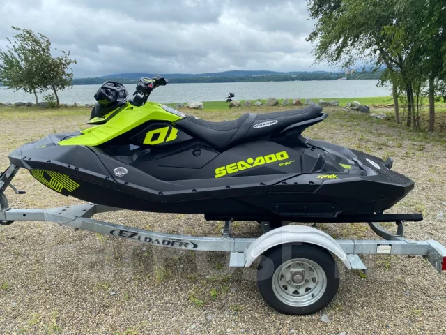 BRP Sea-Doo Spark Trixx. 2023 ��� ����