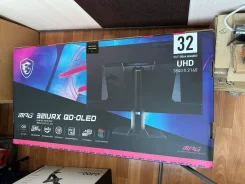 MSI. 31.5", ���������� OLED ����