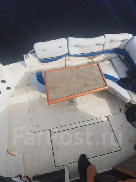 Bayliner. 1996 ���, ����� 8��., ��������� ������������, 330��.�., ������ ����