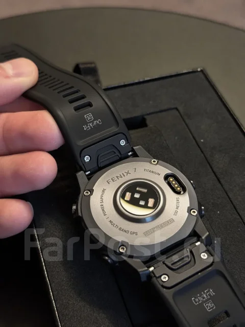 Garmin Fenix 7. GPS, NFC, IP68 ����