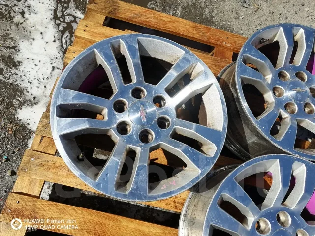 Chevrolet. x20" ����