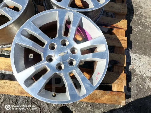 Chevrolet. x20" ����
