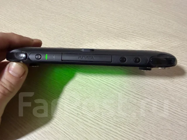 Sony PlayStation Vita Slim ����