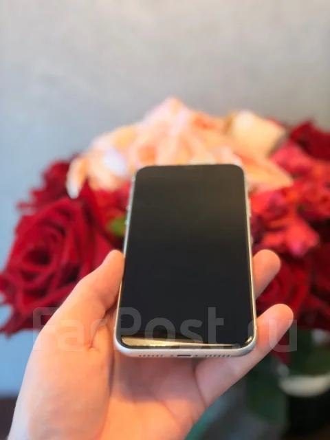 Apple iPhone 11. �/�, 64 ��, �����, 3G, 4G LTE ����