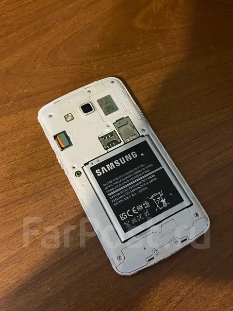 Samsung Galaxy Grand 2. �/�, 8 ��, �����, 3G, 4G LTE, Dual-SIM ����