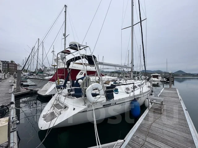 Sun Odyssey 44. ����� 13,34��., 1994 ���. ��� ����� �� ������������ ����