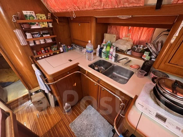 Sun Odyssey 44. ����� 13,34��., 1994 ���. ��� ����� �� ������������ ����