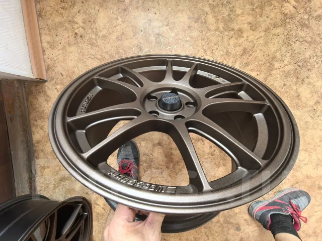 Weds Sport TC105X. 8.5x18", 5x114.3, ET40, �� 67���. ����