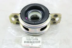 ��������� ��������� Toyota Grand Hiace 3723026020 Toyota 1KZTE 3723026020 ����