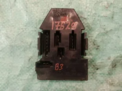 ����� ������ Volkswagen Passat B3 1991 333945257 ��������� 1.8 RP, ������ 333945257 ����