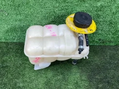 ����� �������������� LAND Rover Discovery 2 2001 ESR2935 L318 56D ESR2935 ����