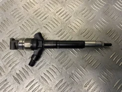 �������� Toyota Land Cruiser 200 (2008-2021) 2010 2367051030 4.5 D 1Vdftv 2367051030 ����