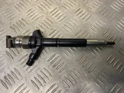 �������� Toyota Land Cruiser 200 (2008-2021) 2010 2367051030 4.5 D 1Vdftv 2367051030 ����