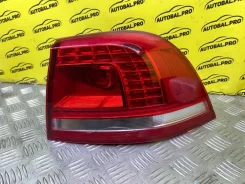 ������ ������ ������ Volkswagen Touareg II (2010-2018) 2013 7P6945208 ����������� 3.0 D CJMA 7P6945208 ����