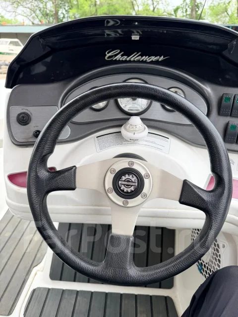 BRP Sea-Doo Challenger. 2002 ���, ����� 5,5��., ��������� ������������, 240��.�., ������ ����