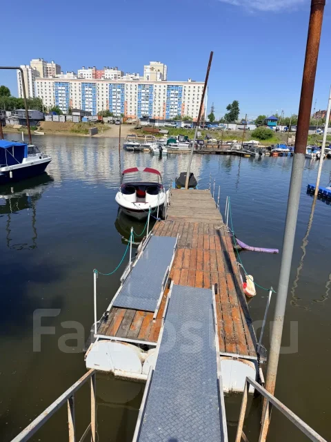 BRP Sea-Doo Challenger. 2002 ���, ����� 5,5��., ��������� ������������, 240��.�., ������ ����