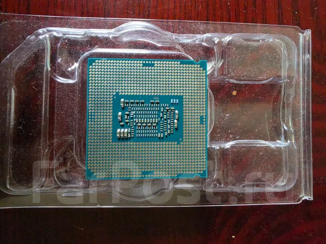 Intel Core i3-8100 ����