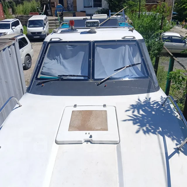 Nissan Suncat. 1992 ���, ����� 7,7��., ��������� ���������, 180��.�., ������ ����
