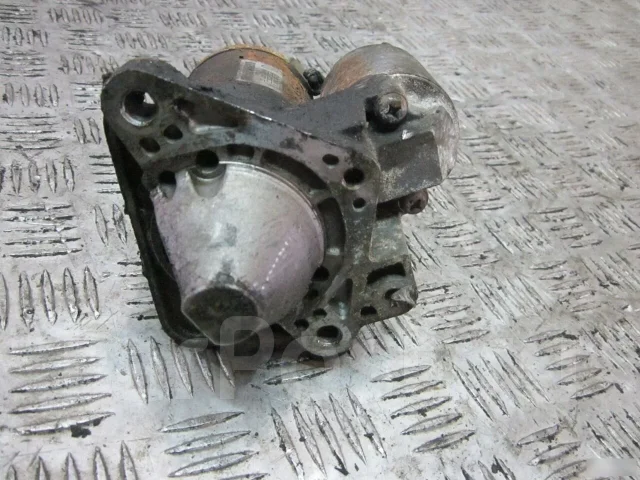 ������� ��� ���� ���� ����� 1.4 1.6 K4M 8200298371 ����
