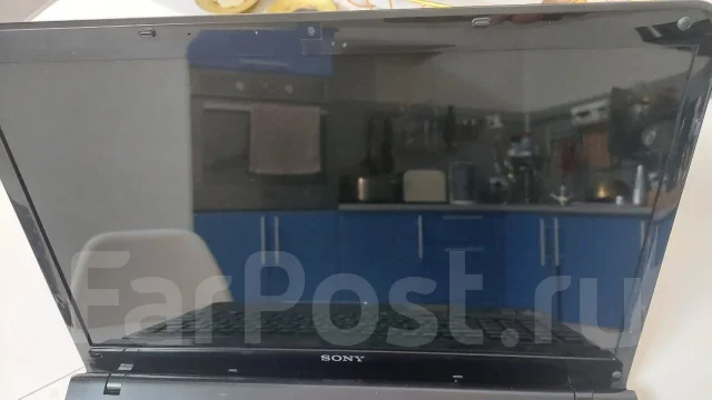 Sony VAIO SVE. 15.6", 2,5����, ��� 4 ��, ���� 320���, WiFi: 1, Bluetooth: 1, ����������� �� 4��. ����