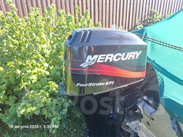 Tracker. 2003 ���, ����� 4,88��., ��������� ���������, 60��.�., ������ ����