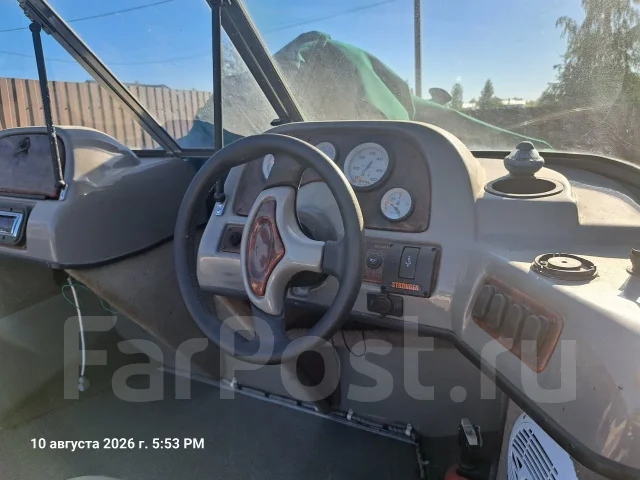 Tracker. 2003 ���, ����� 4,88��., ��������� ���������, 60��.�., ������ ����