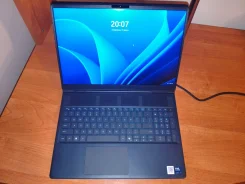 Dell Alienware x16. 16", 2,4����, ��� 16 ��, ���� 1 000���, WiFi: 1, Bluetooth: 1, ����������� �� 2��. ����
