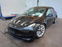 Tesla ����